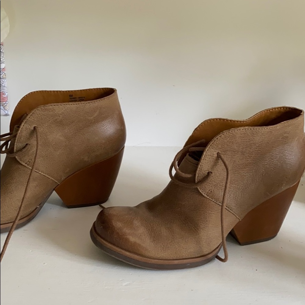 Korks by korkease booties